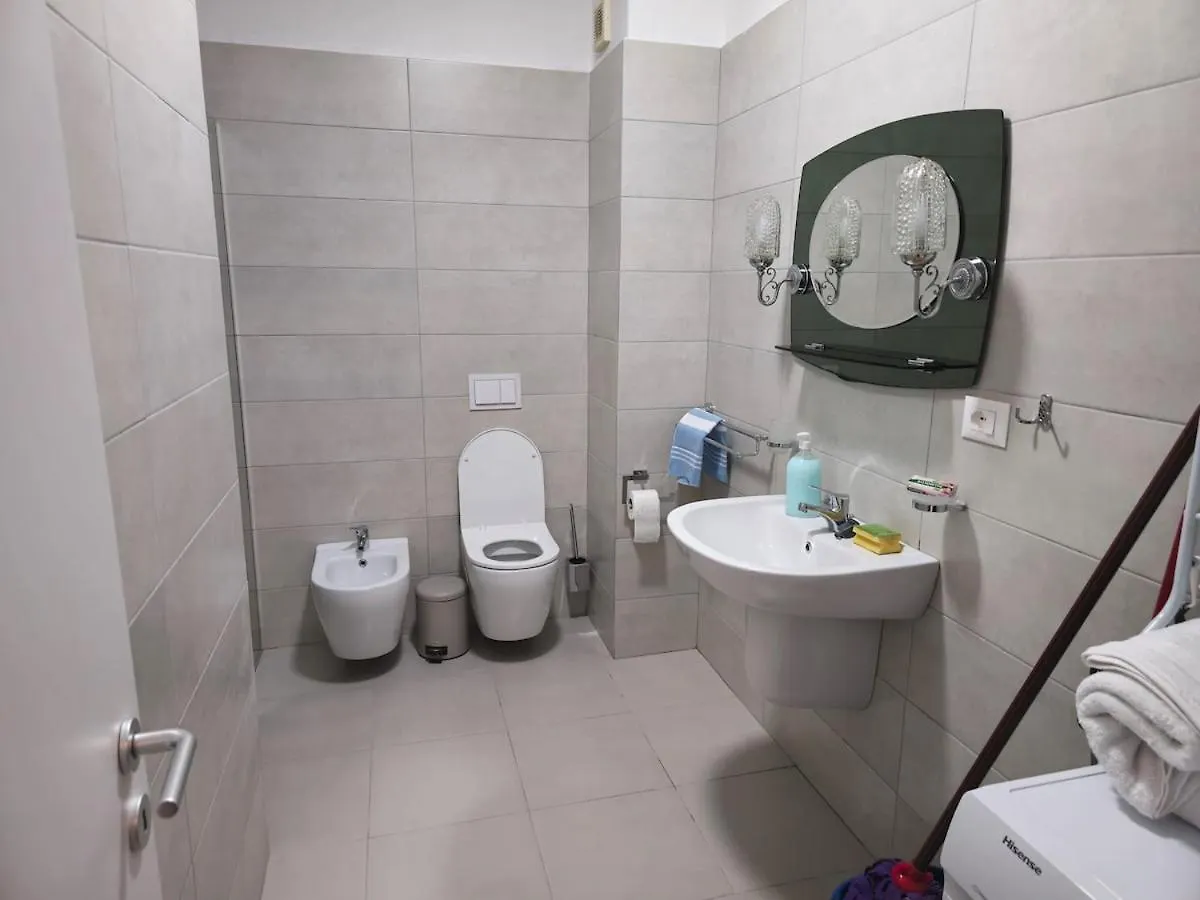 Cozy Apartment Near City Center Tirana